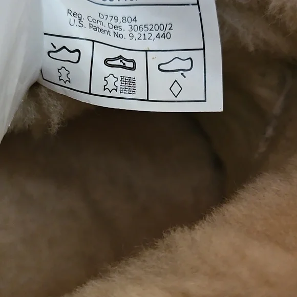 UGG Women's Brown and Cream Lace-Up Winter Boots - Picture 12 of 15